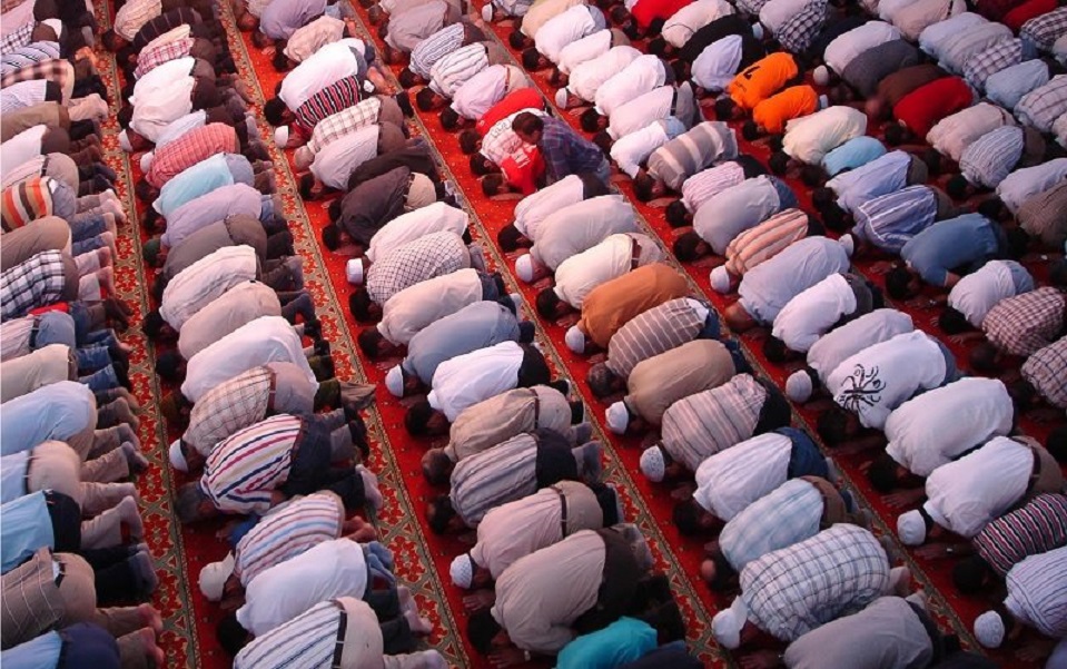 Faedah dan Kelebihan Sholat Malam Tarawih ke-3 di Bulan Ramadan